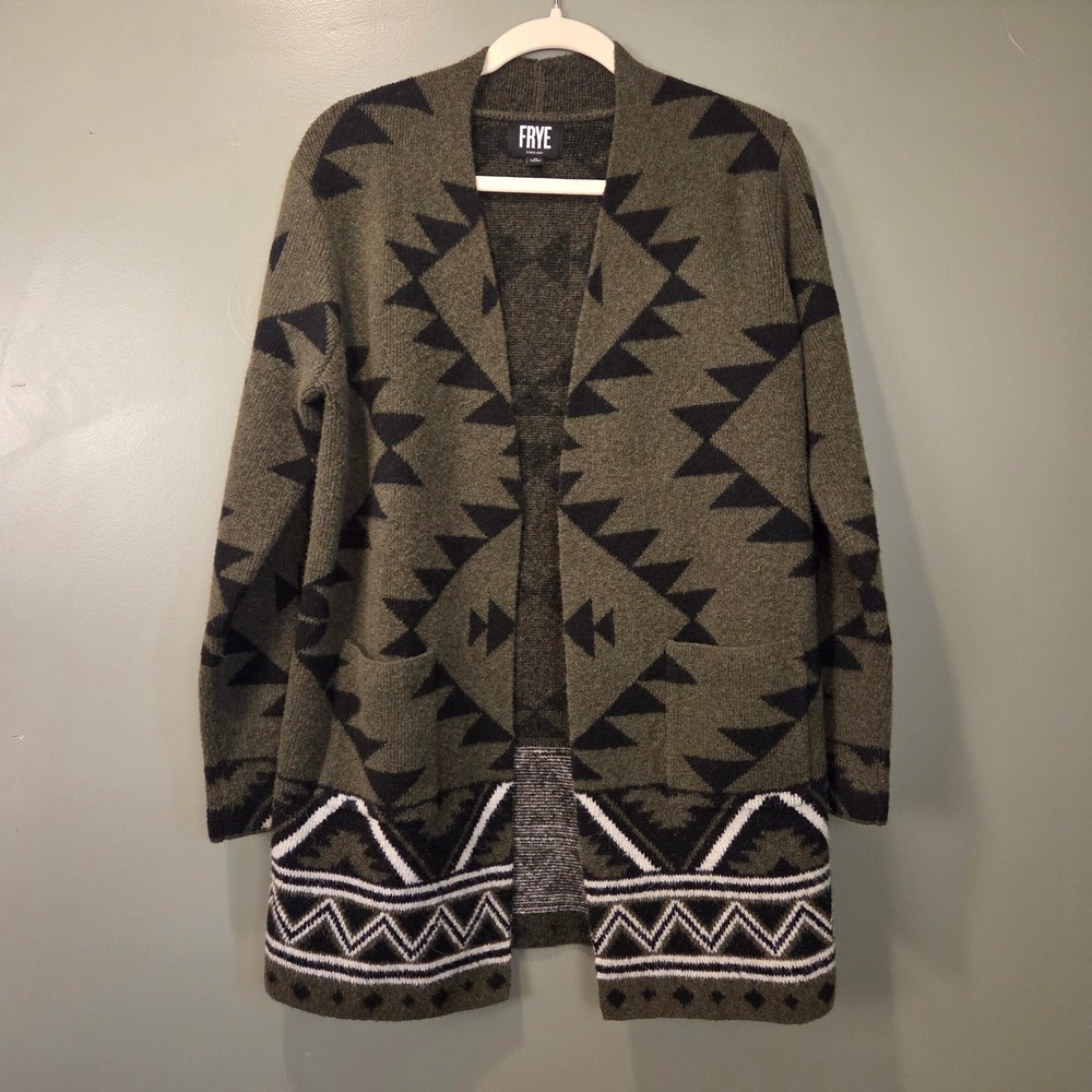 Frye Women's Open Front Long Cardigan‎ Knit Sweater Size M Aztec Print Western